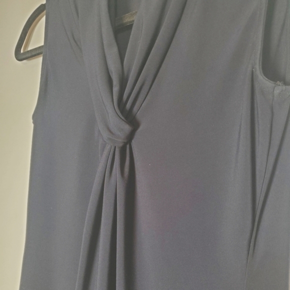 Grace Navy Blue Knot V Neck Sleeveless Top Size Small - Picture 7 of 7